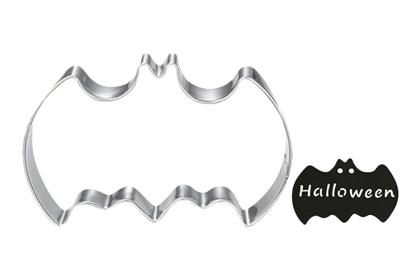 Bat Cutter 93mm x 60mm - Iconic Cake Art - Image 2