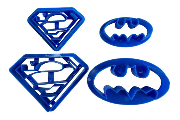 Batman Superman Cookie Cutter Set (4 Pack) - Iconic Cake Art - Image 3