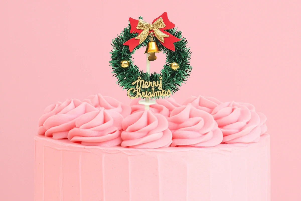 Christmas Wreath Toppers (6 Pack) - Iconic Cake Art - Image 2