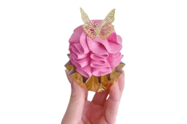 Gold 96 Cups Ripple Cupcake Liners - Moreish by Monica Cavallaro