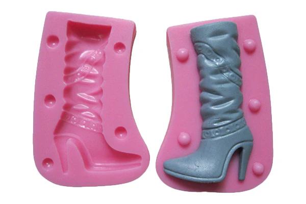 Heeled Boot - Iconic Cake Art - Image 2