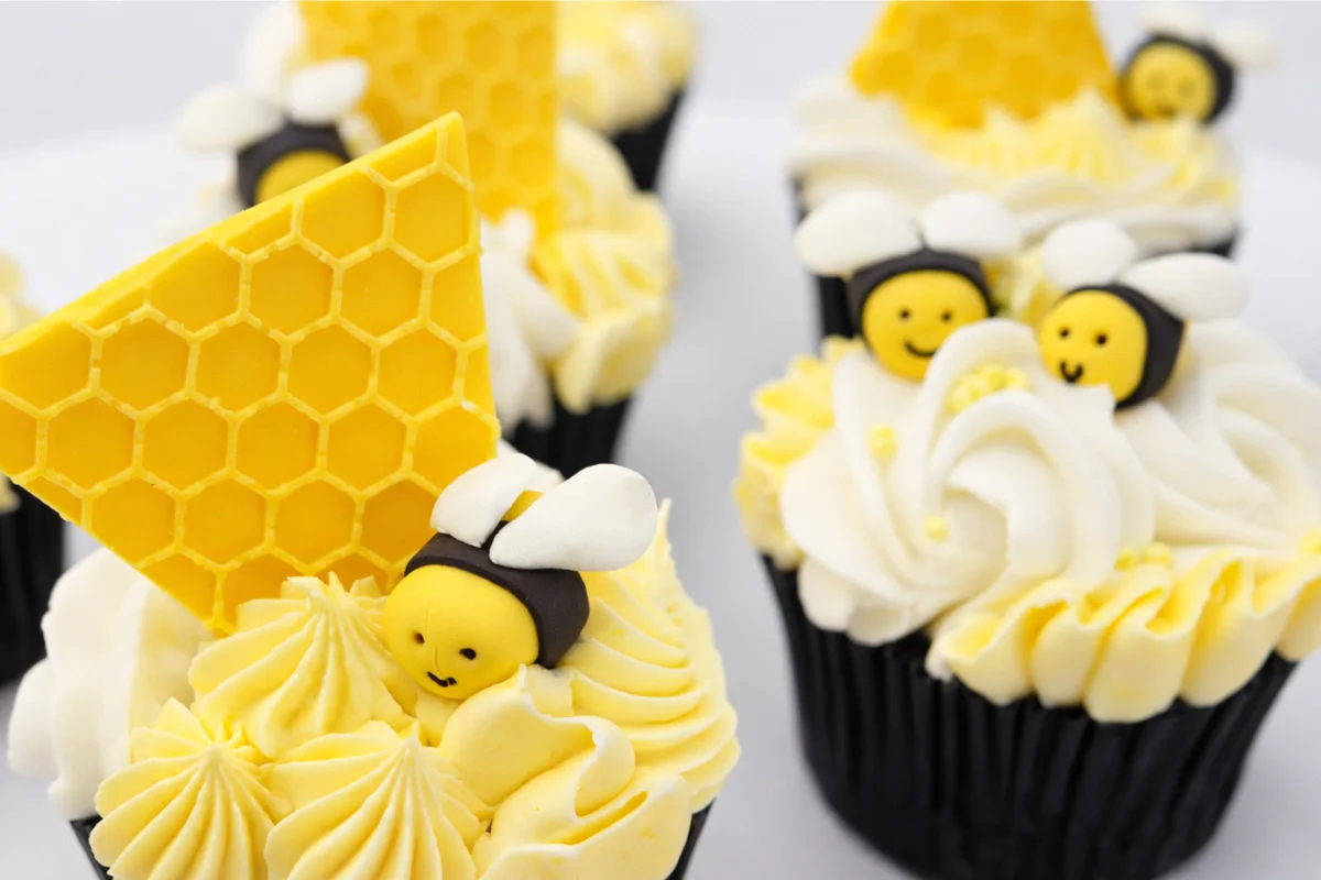 Kids Bee Cupcake Class - Sunshine - 17.04.2026 - My Dream Cake - Image 3