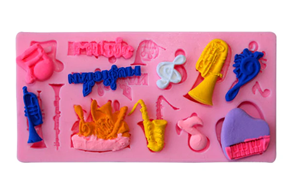 Music Symbol - Iconic Cake Art - Image 2