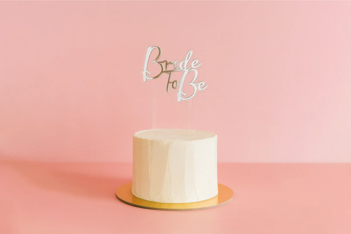 Silver Bride to Be Topper - Iconic Cake Art - Image 2