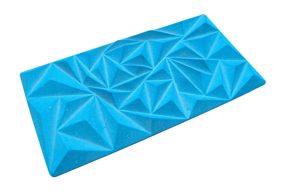 Triangle 1 Silicone Mould - Iconic Cake Art - Image 3